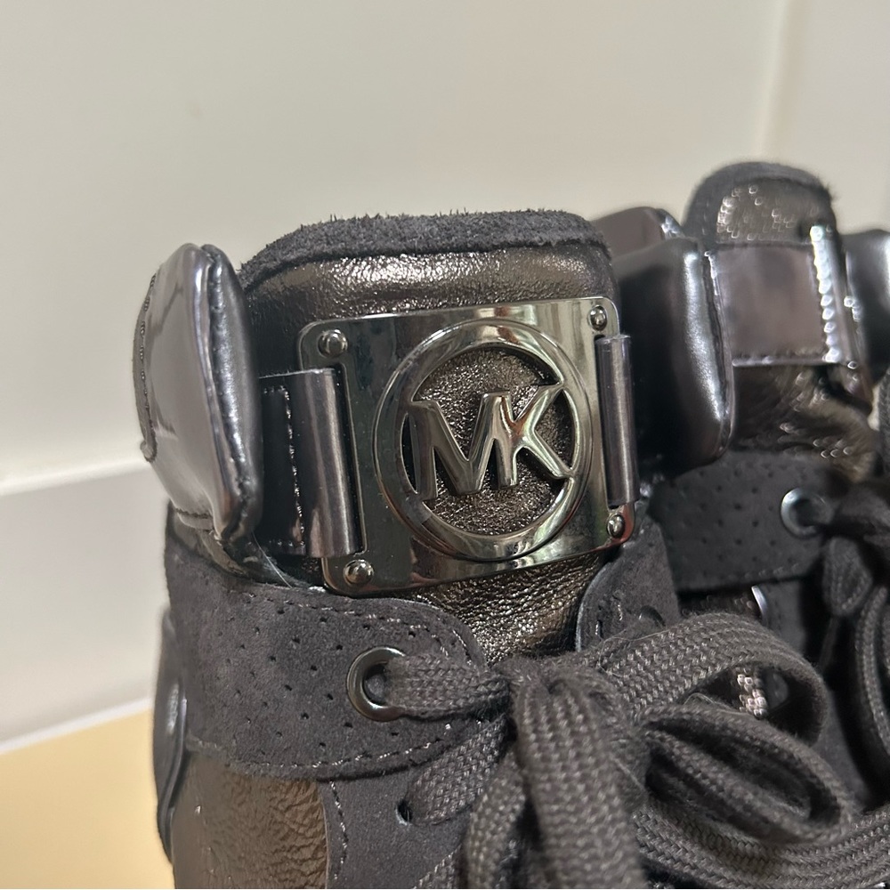 Michael Kors Nikko Sneakers 9.5 Brown Suede Metallic Lace Up Logo Wedge High Top - Picture 6 of 8